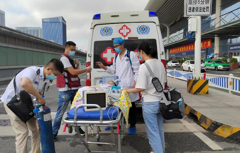 赤壁市救护车出租公司